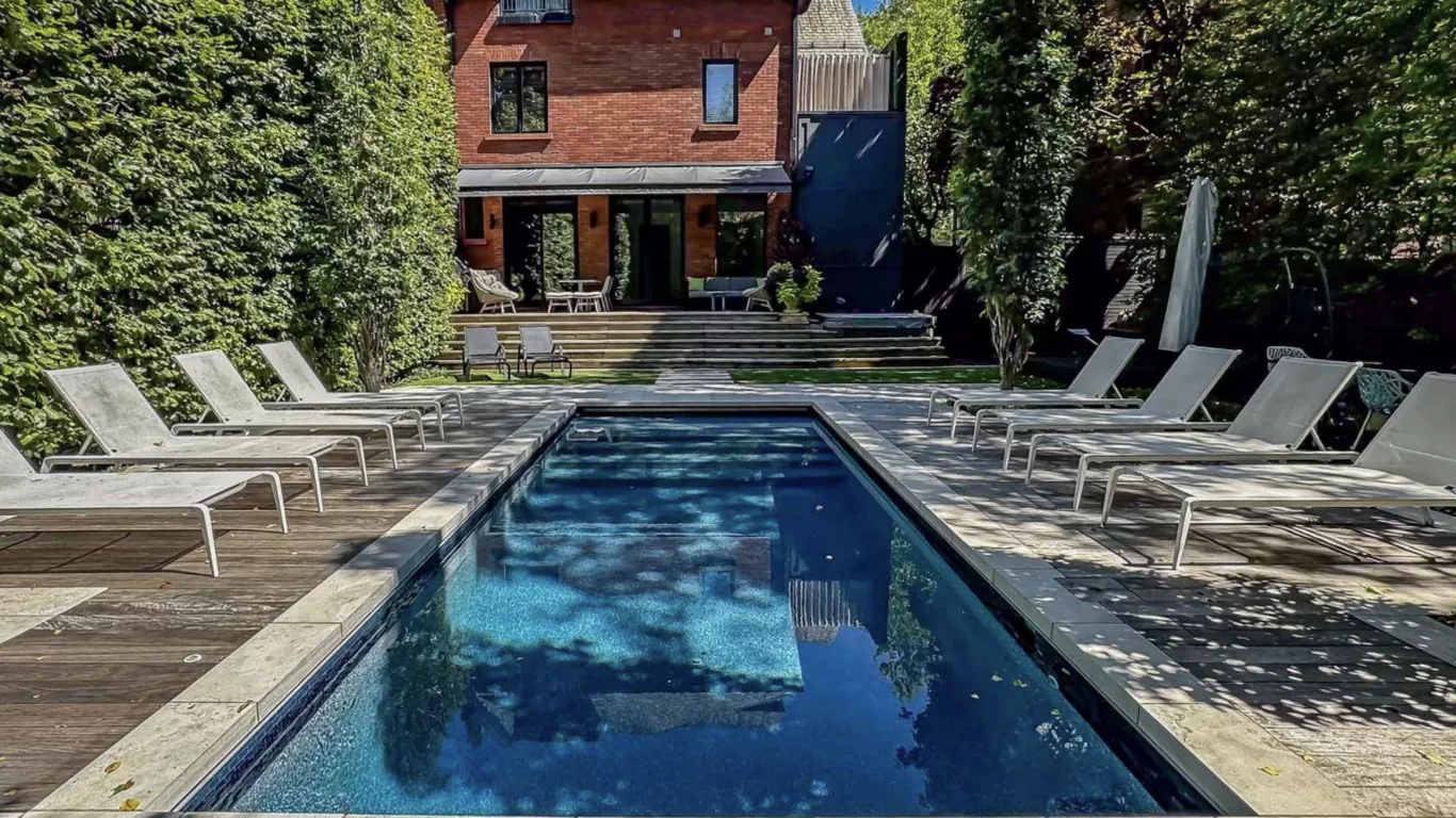 Villa Helena | Toronto