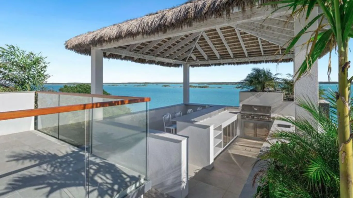 Ocean Breeze Villa | Turks and Caicos