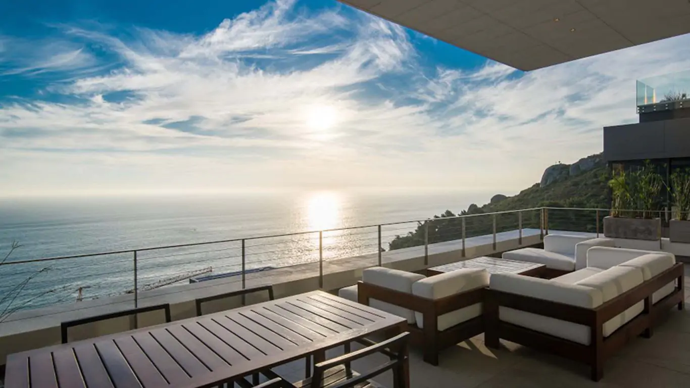 Villa Pentagon | Cape Town