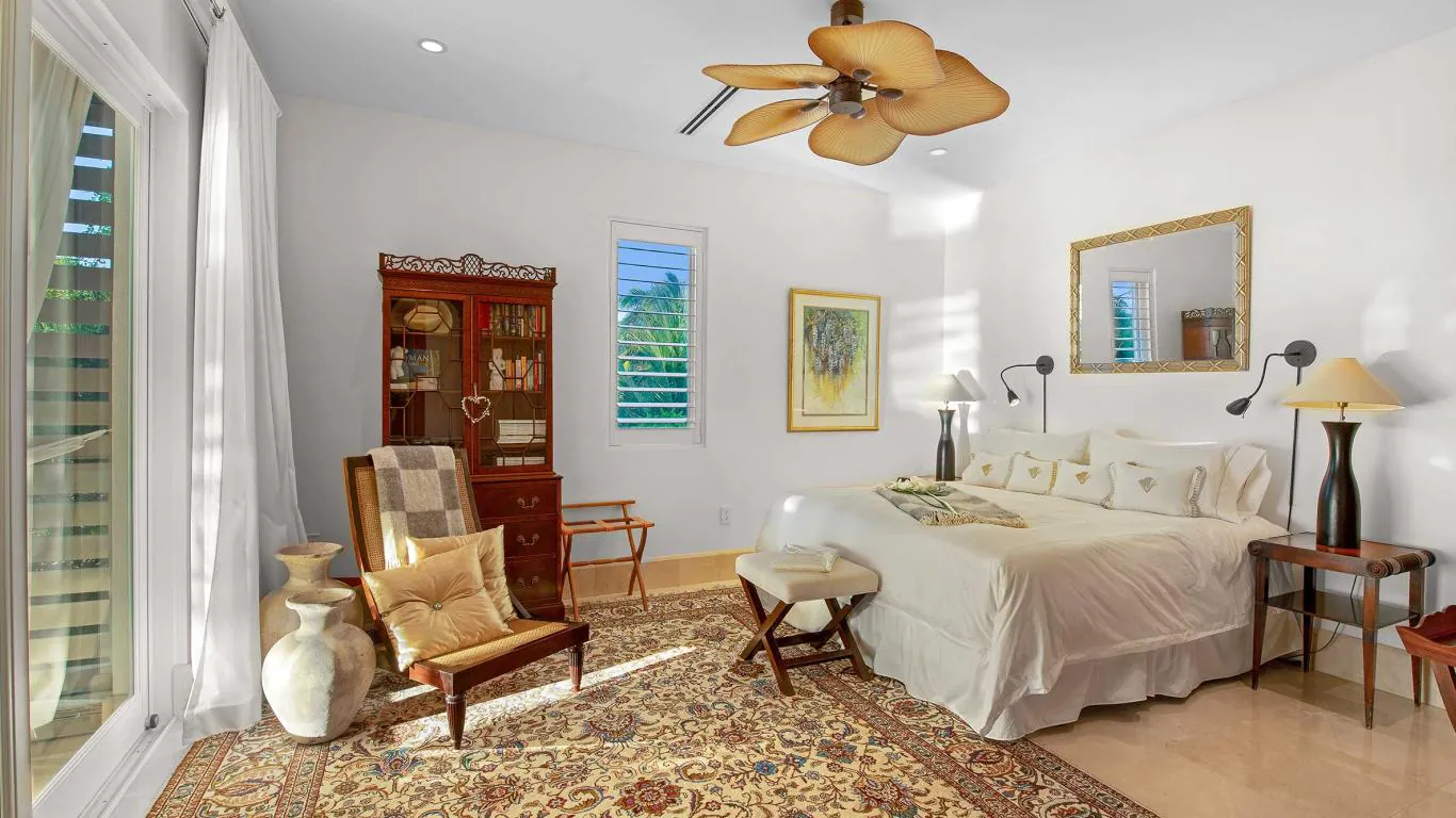 Villa Paradis Sur Mer | Cayman Islands