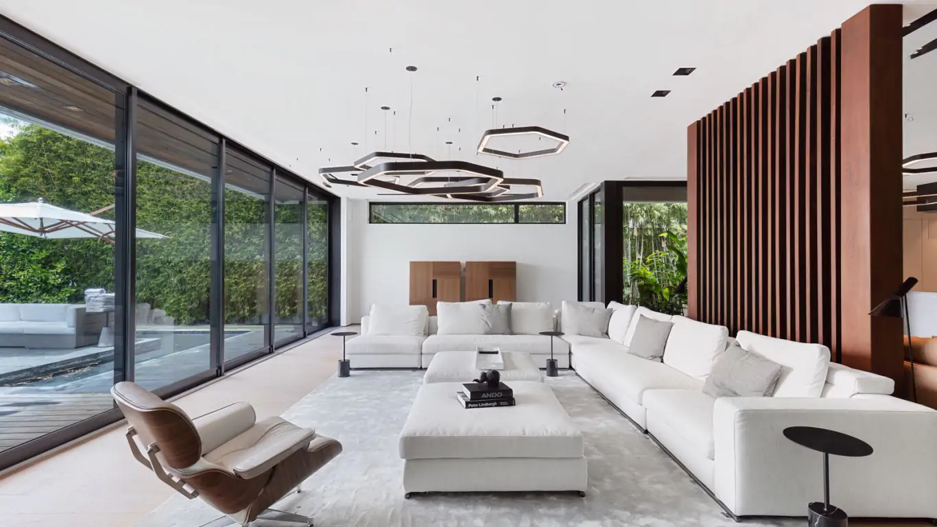 Villa Aria | Miami