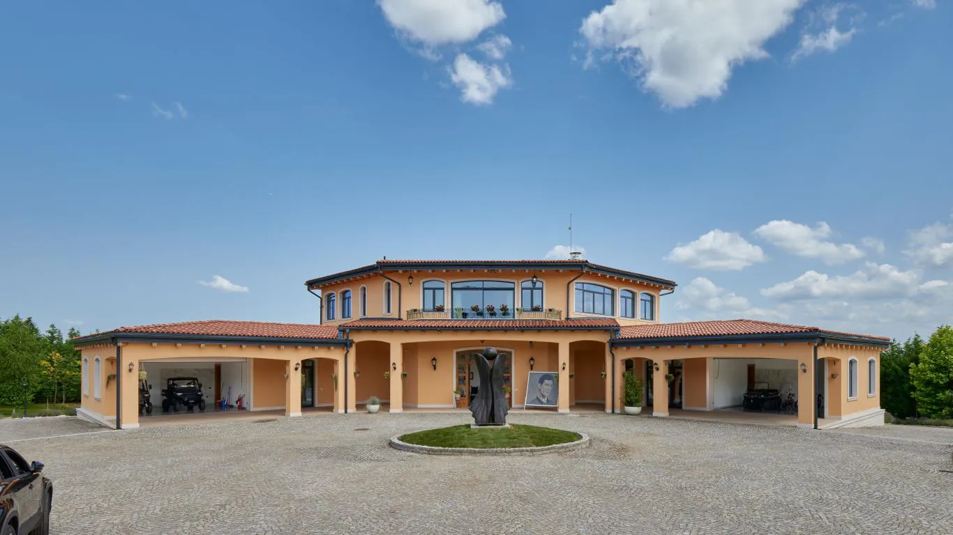 Djokovic Villa | Serbia