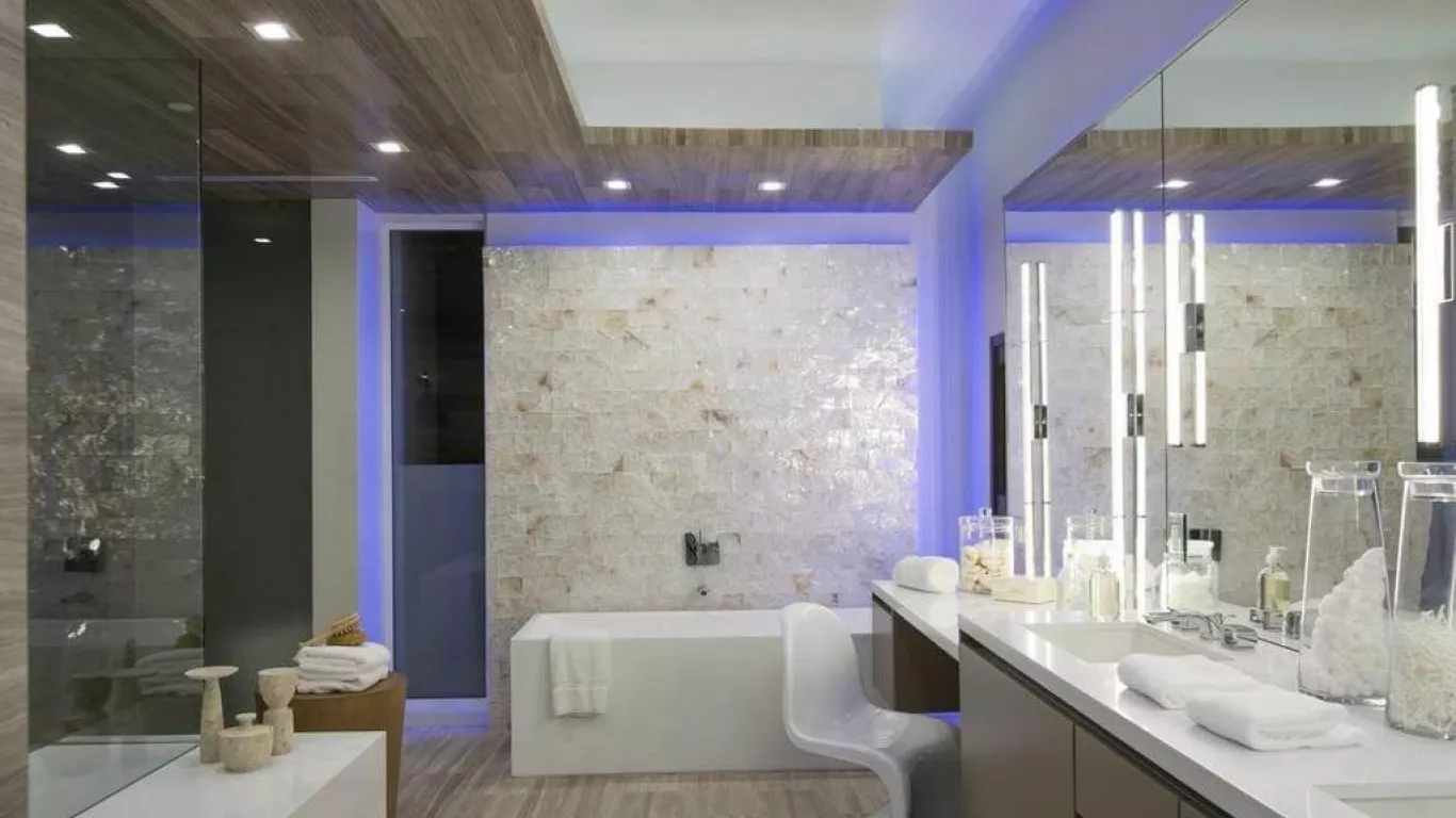 Villa Ninel | Los Angeles