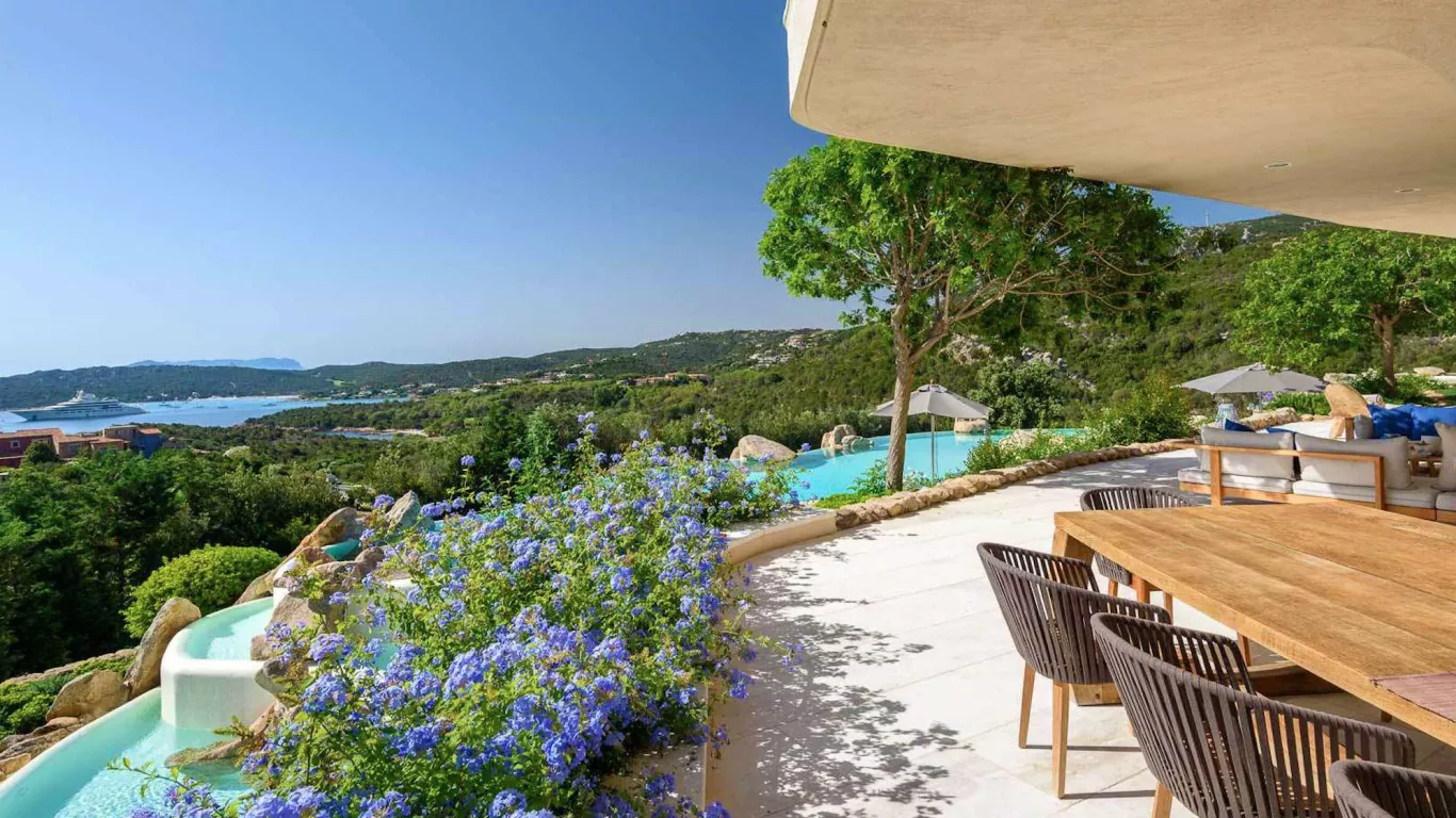 Villa The Rock | Sardinia