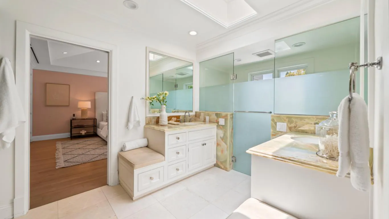 Villa Angelina | Los Angeles