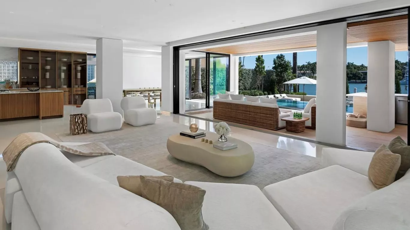 Villa Raya | Miami