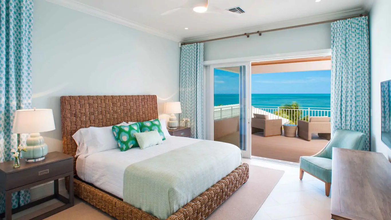 Kaia Kamina | Cayman Islands