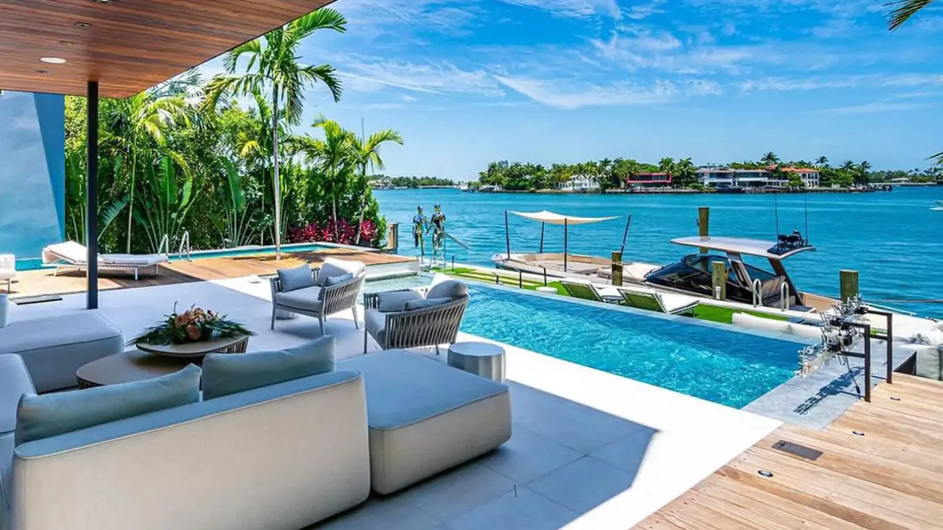 Villa Lanna | Miami