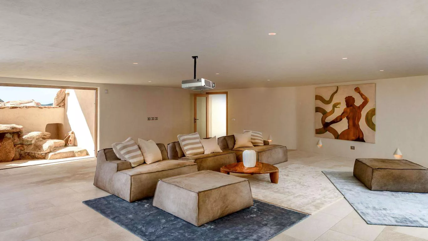 Villa The Rock | Sardinia