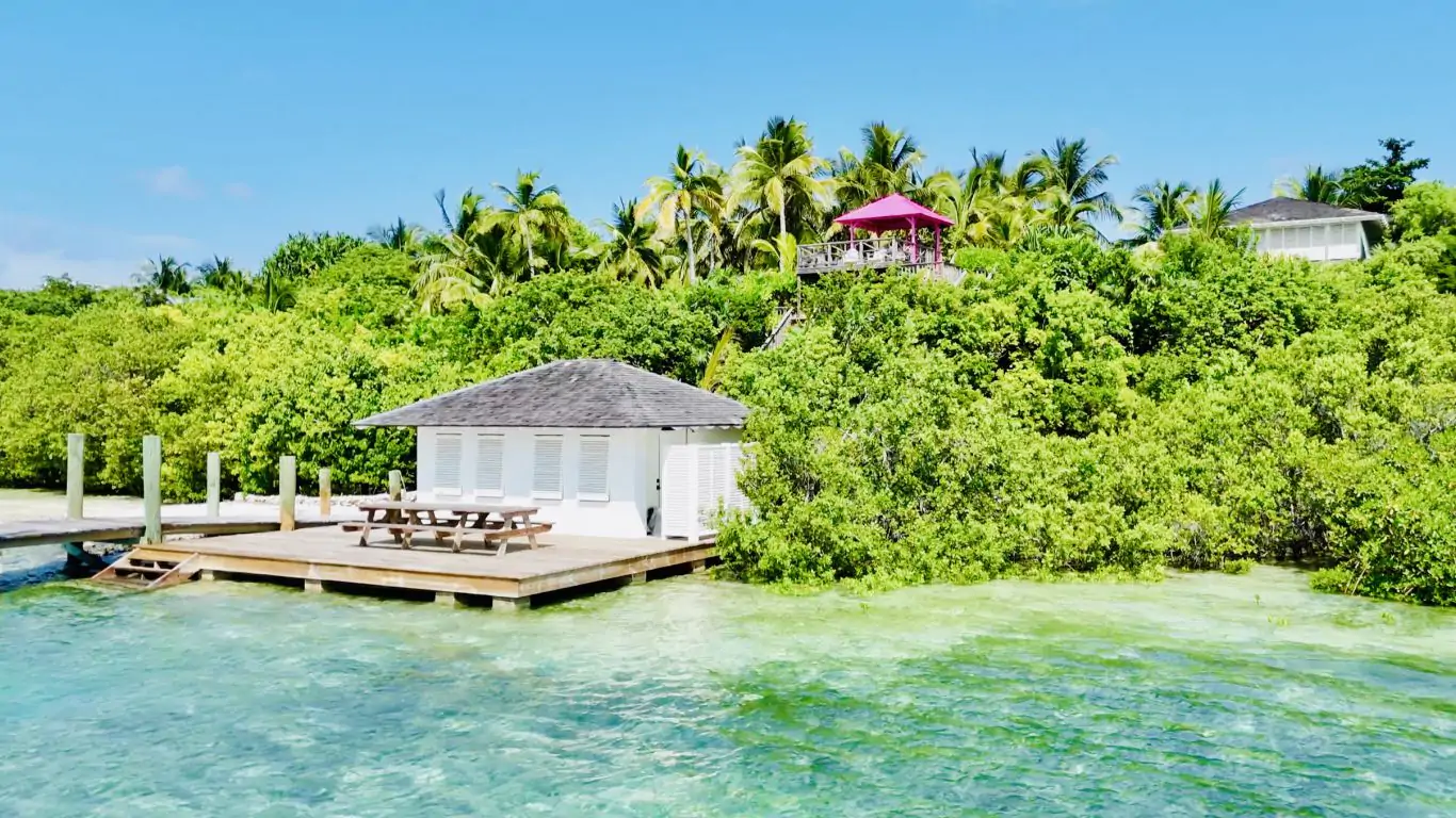 The Beacon Hill Estate | Bahamas