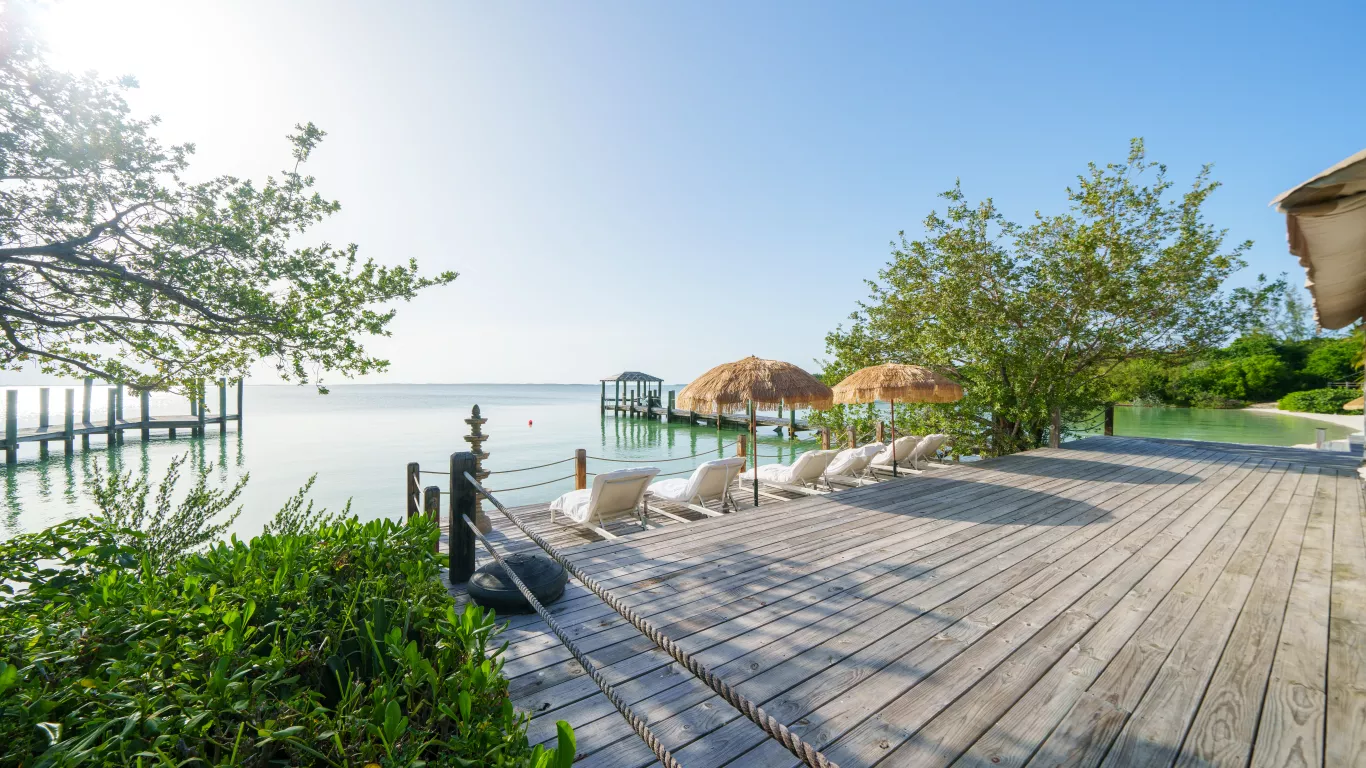 Three Bees Villa | Bahamas