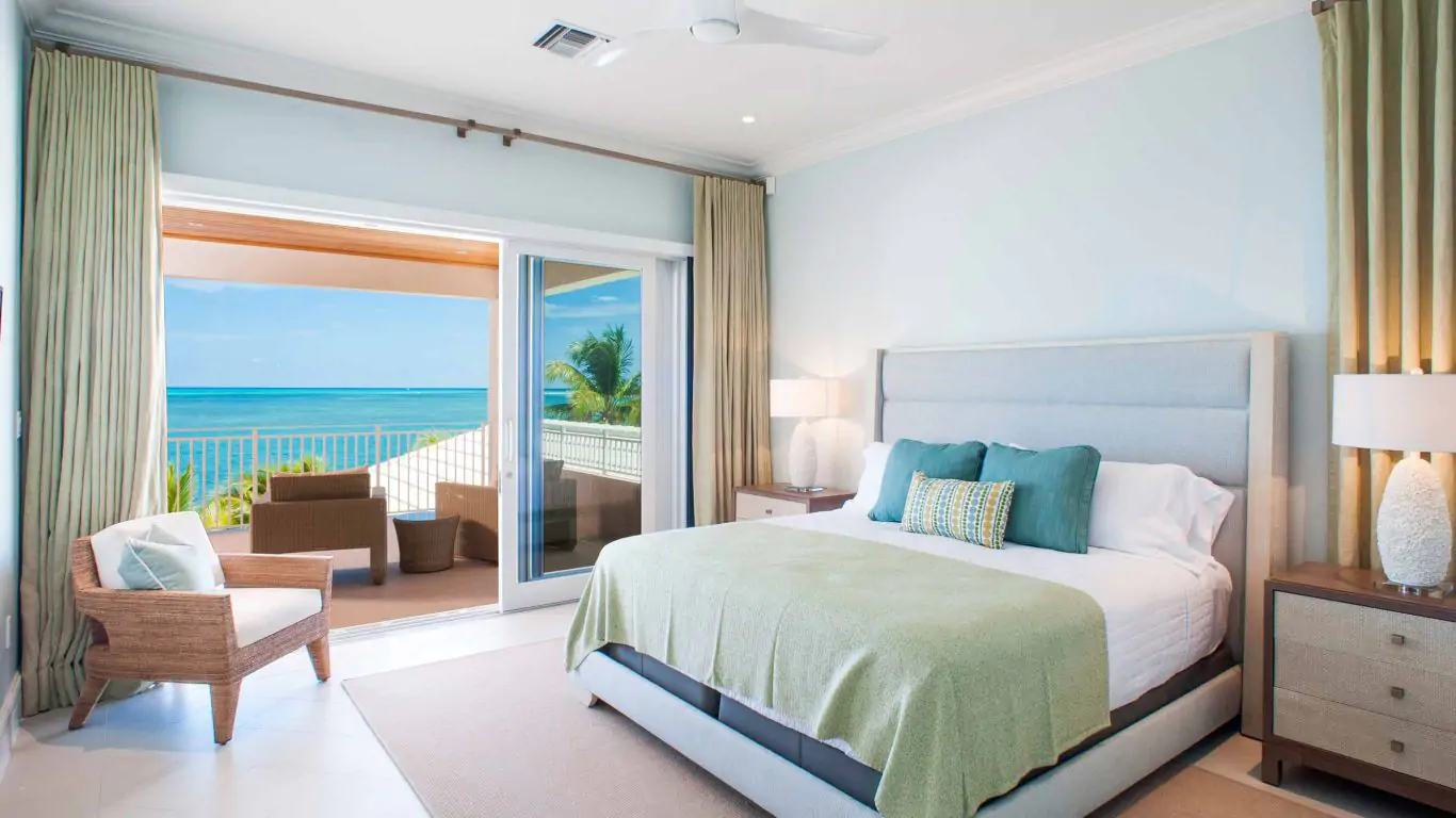 Kaia Kamina | Cayman Islands