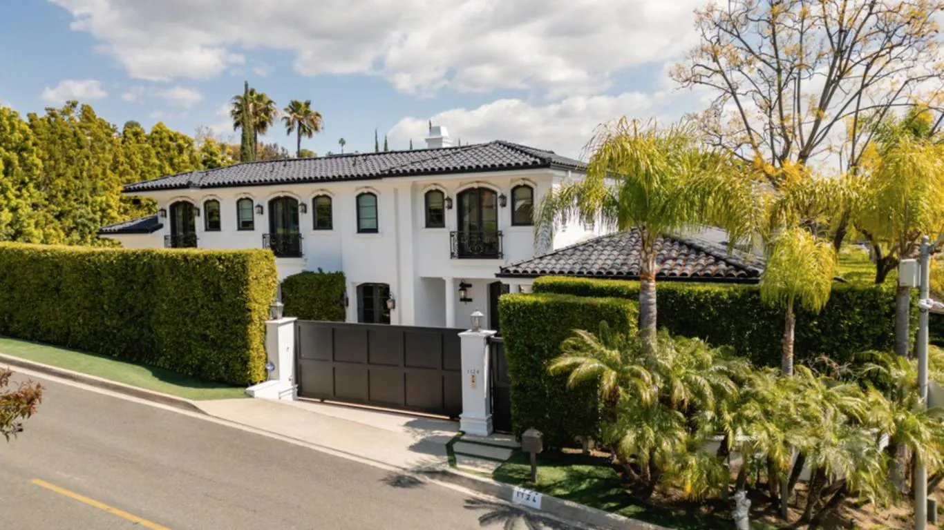 Villa Claire | Los Angeles