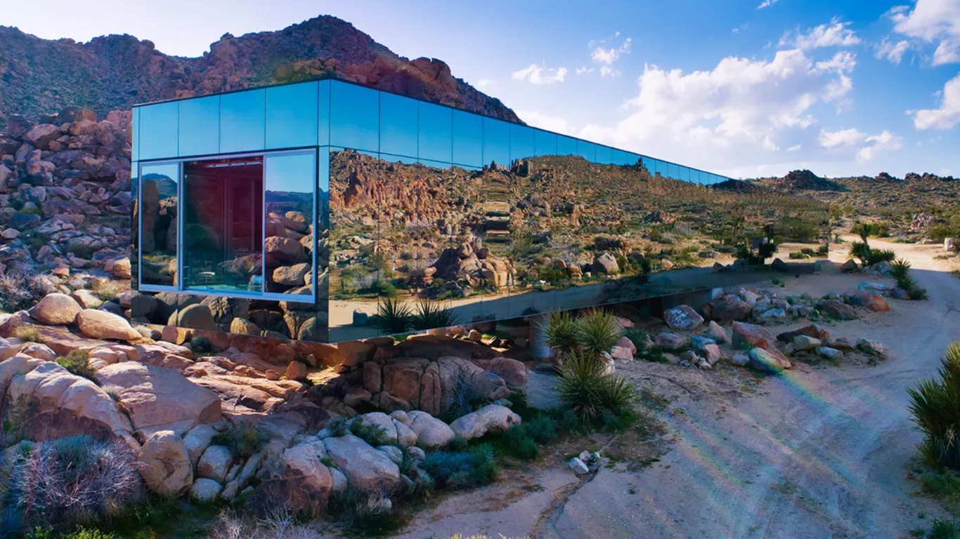 Invisible House | Palm Springs