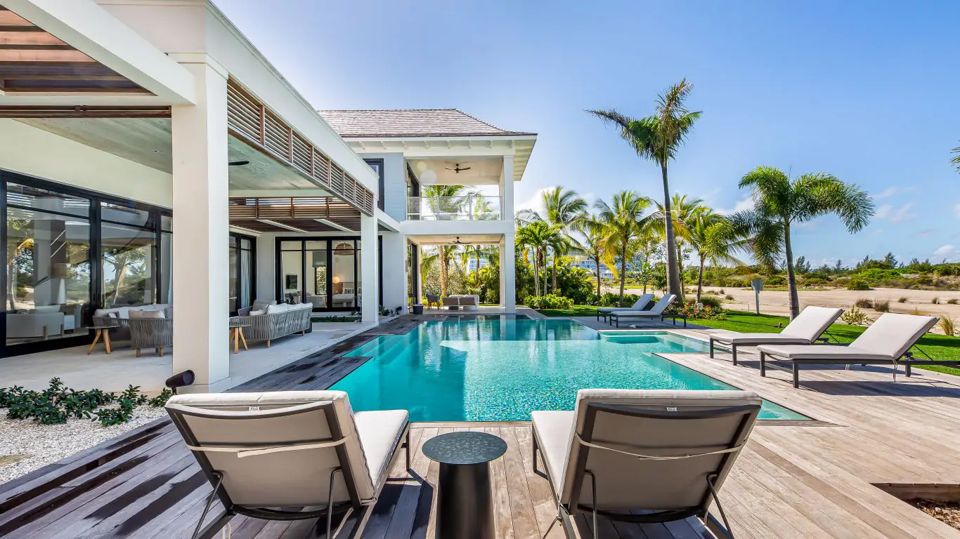 Villa Via | Bahamas