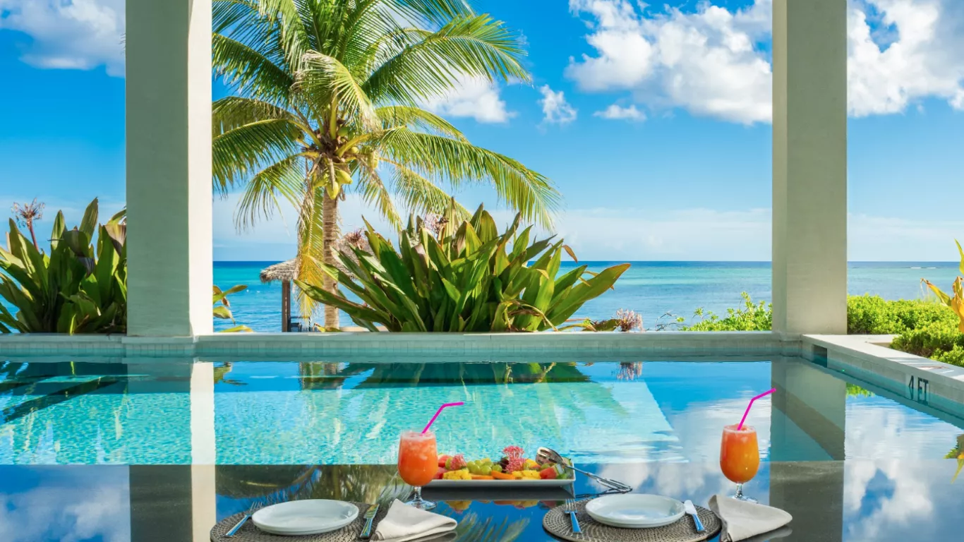 The Grand Palm Residence | Cayman Islands