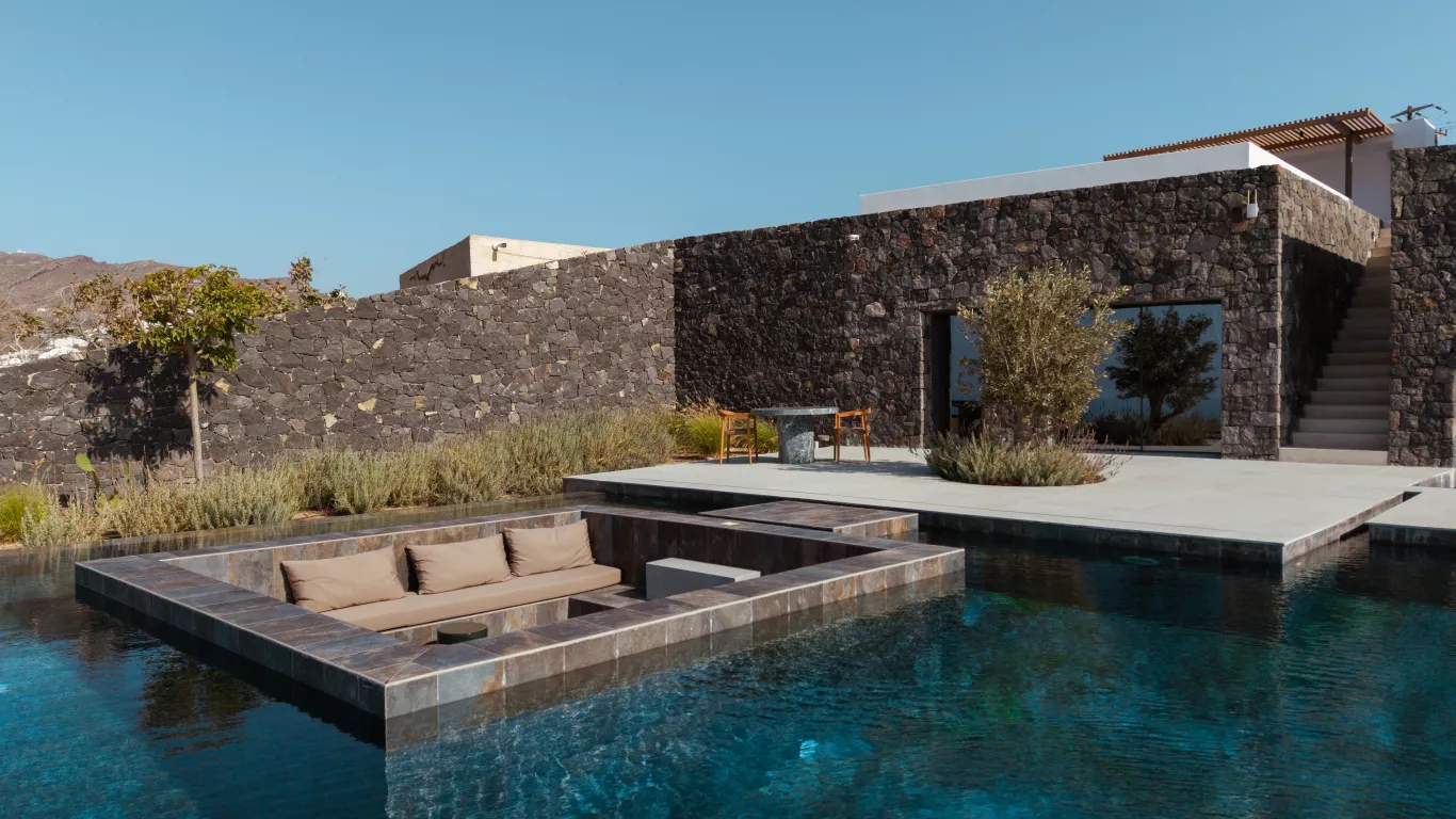 Charisma Estate | Santorini