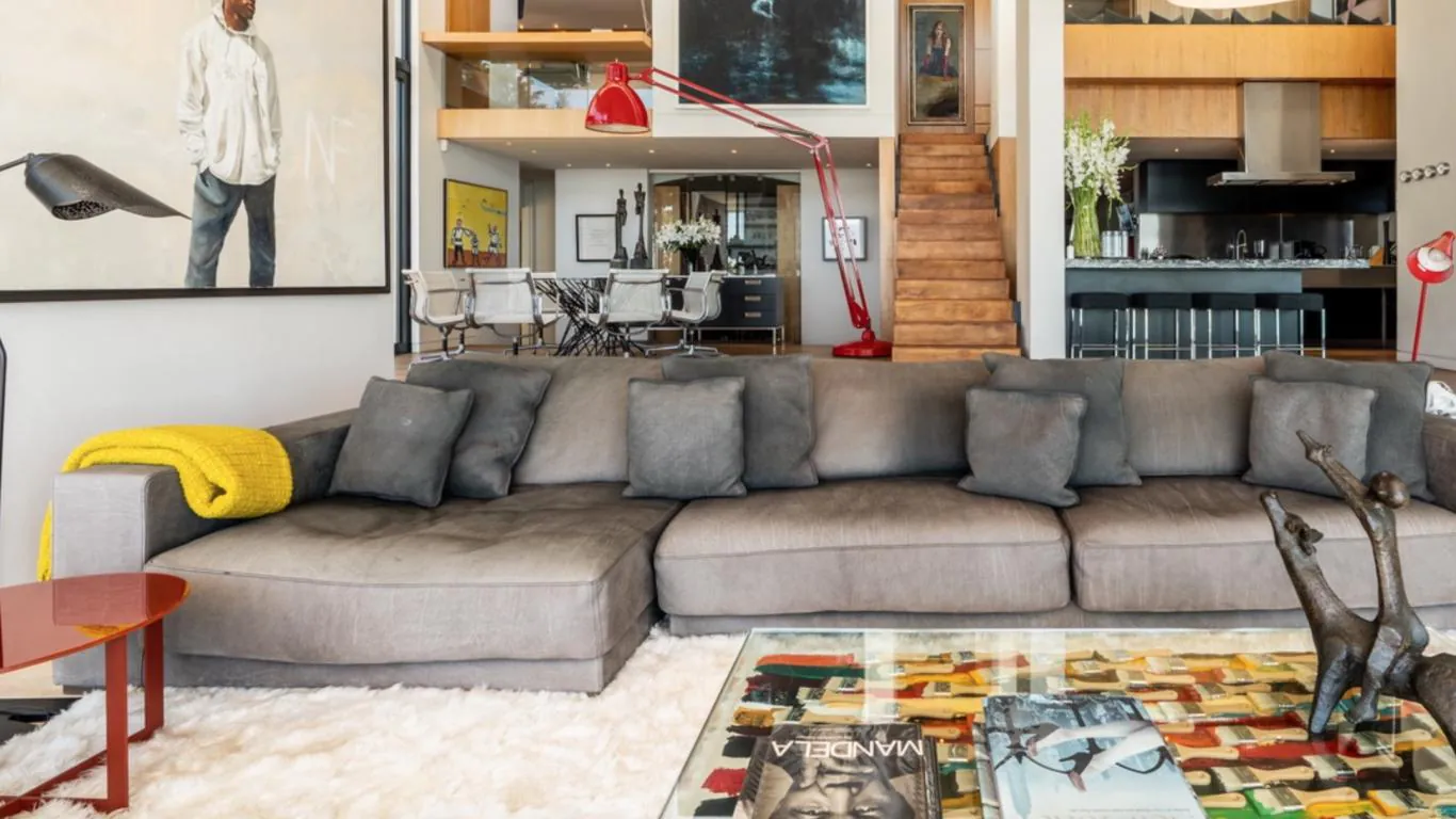 Villa Mwanzoleo | Cape Town