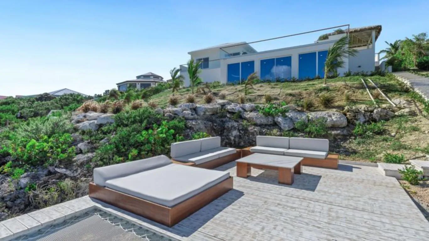 Ocean Breeze Villa | Turks and Caicos