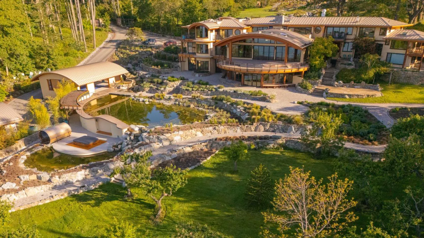 Villa Krystallos | Rest of British Columbia