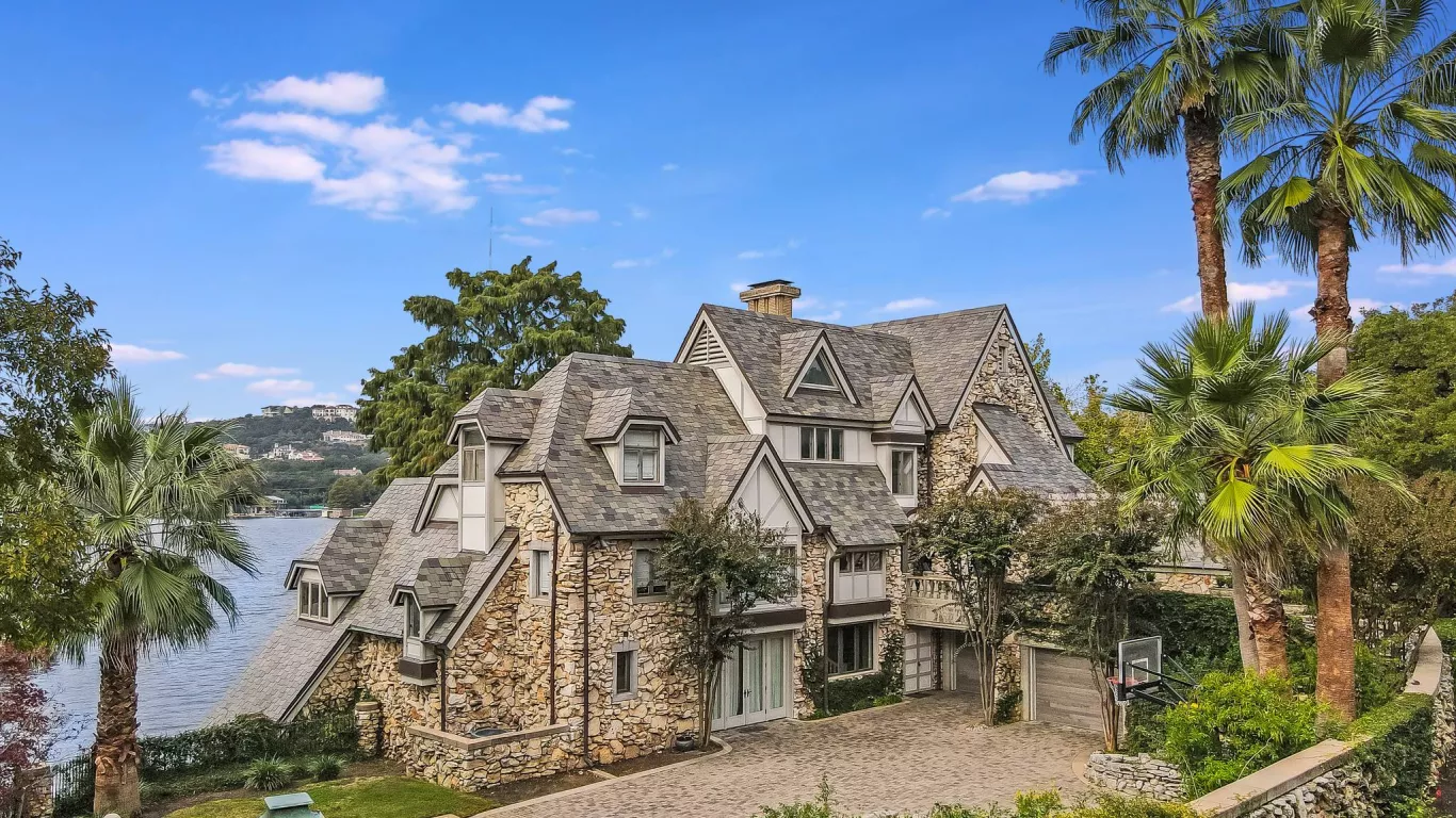 Villa Amaris | Austin