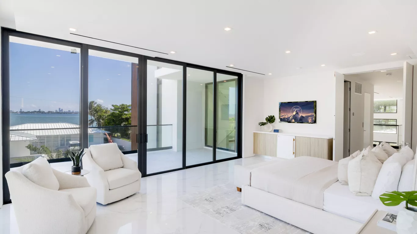 Villa Rosalina | Miami