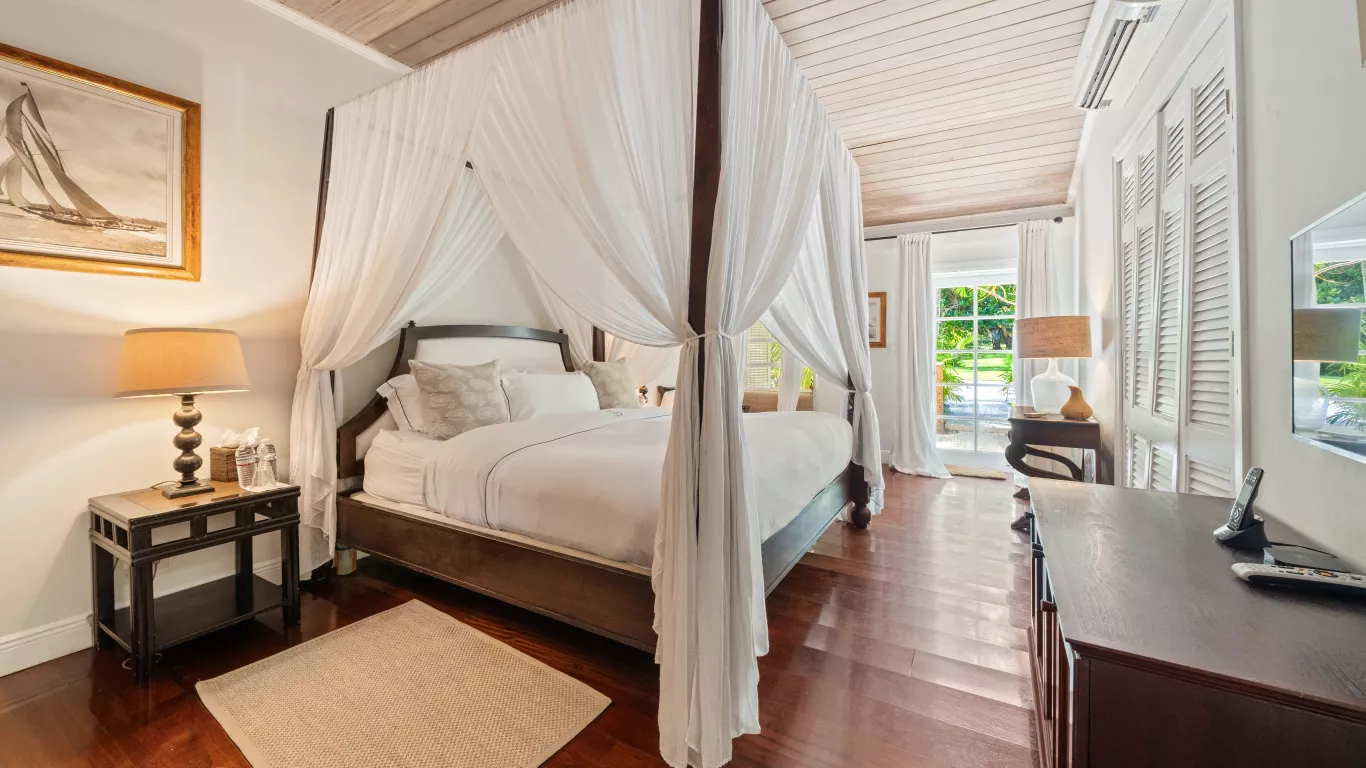 Three Bees Villa | Bahamas