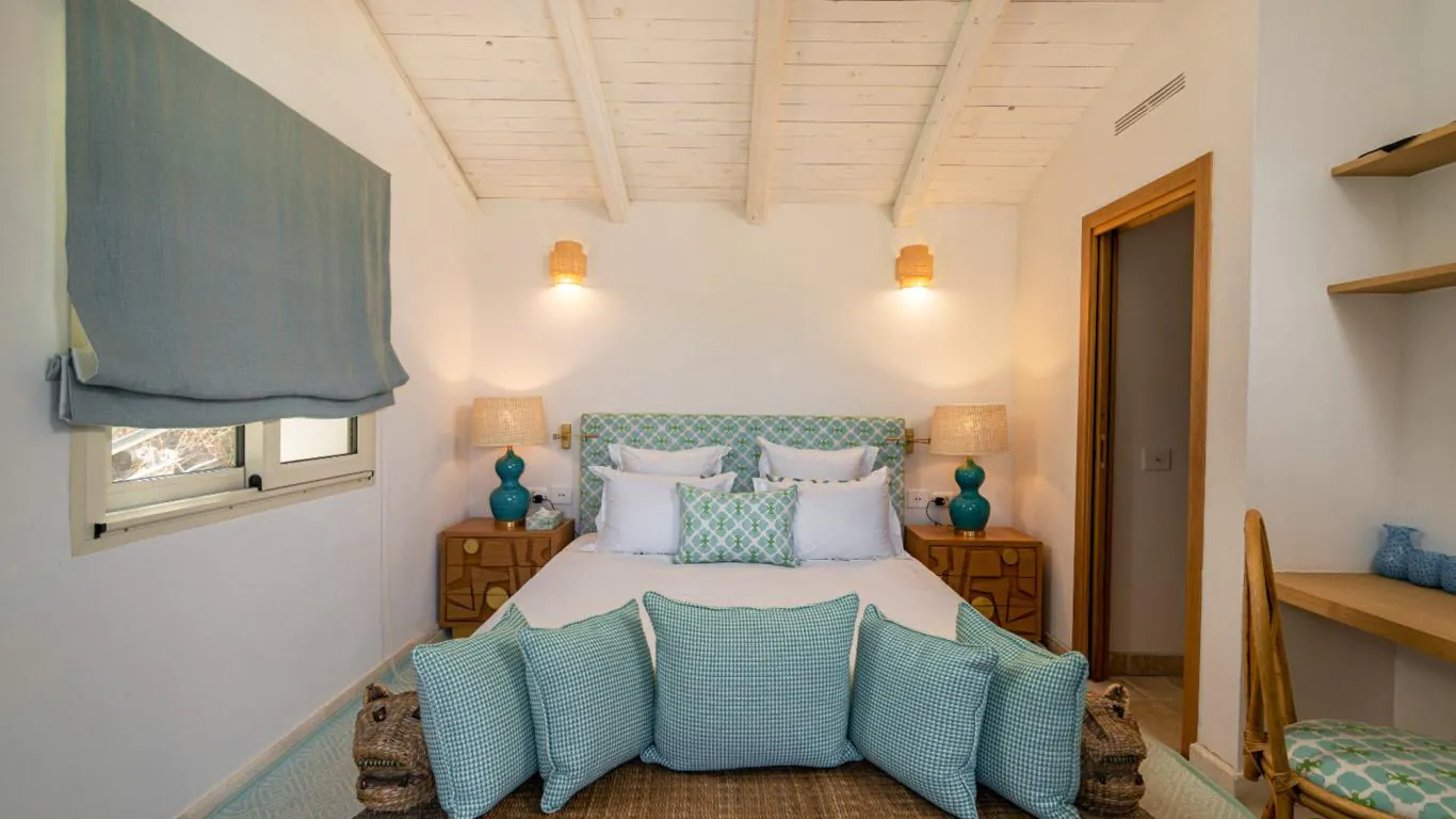 Noam Porto Rotondo | Sardinia