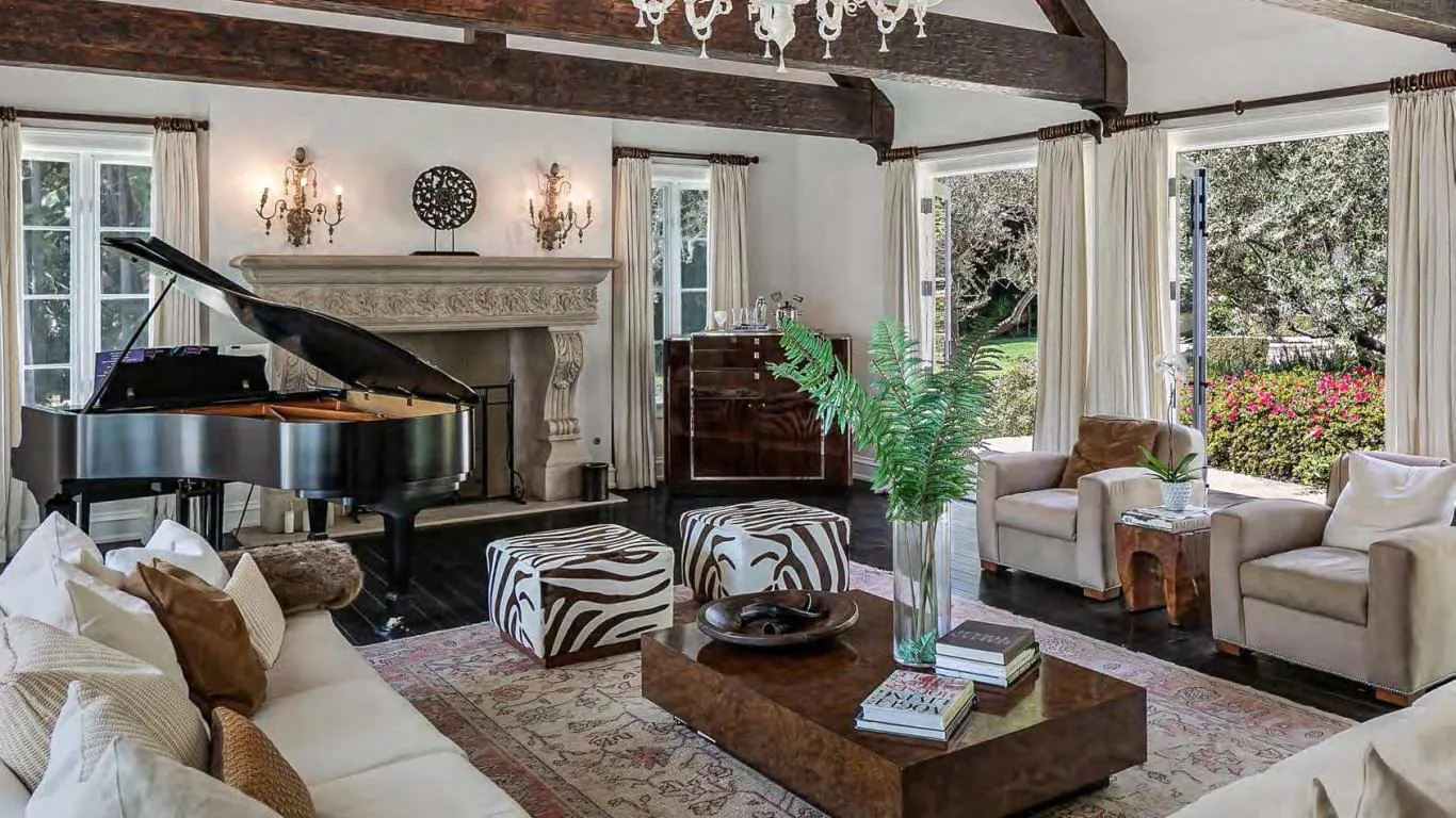 Villa Antonina | Los Angeles