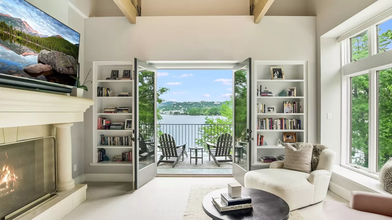 Villa Amaris | Austin