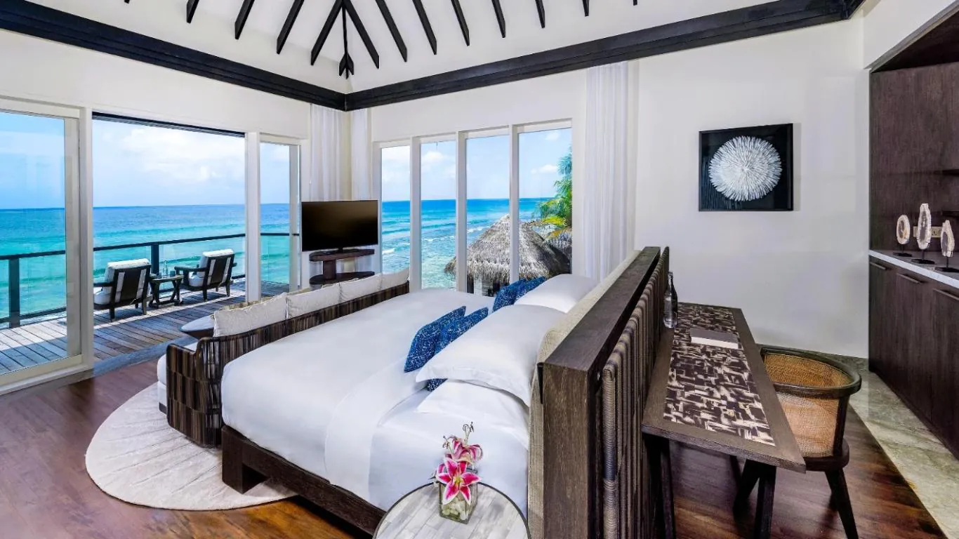 Naladhu | Indian Ocean Islands