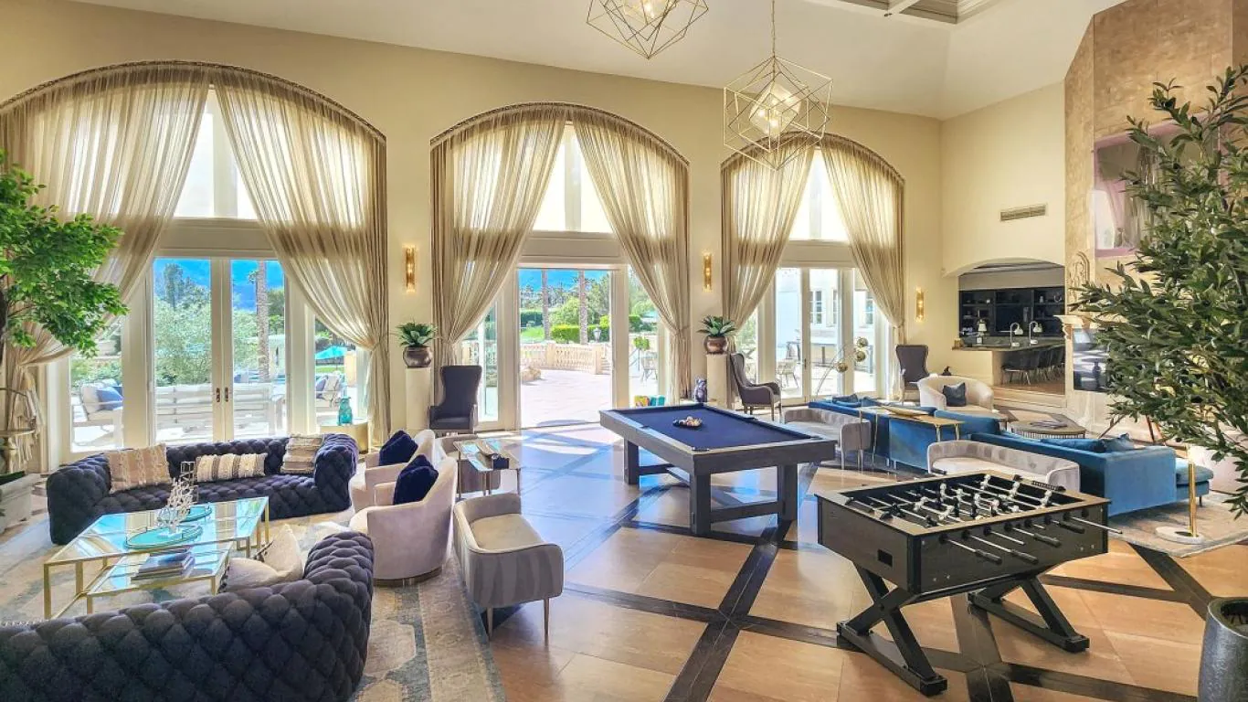 Chateau Dumont | Palm Springs