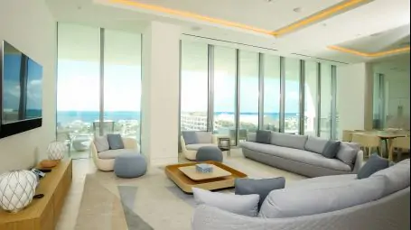 Penthouse Zach Albany | Bahamas