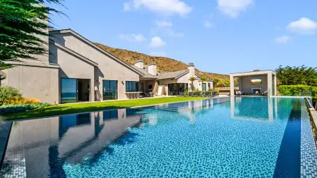 Villa Nadia | Malibu