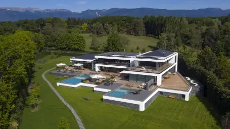 Ultima Geneva Grand Villa | Geneva