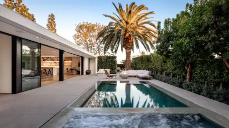 Villa Tori | Los Angeles