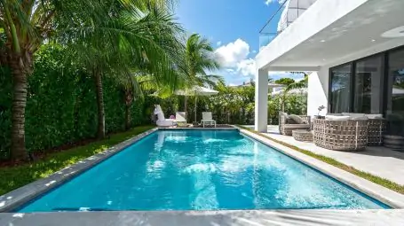 Villa Neva | Miami