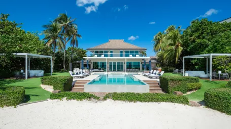 The Palm Estate | Cayman Islands