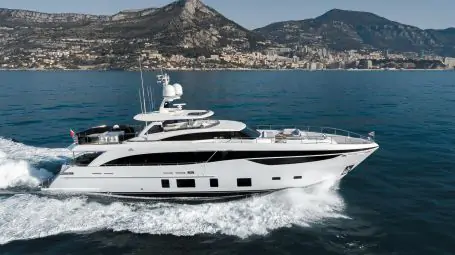 Yacht Riviera Living 115 | Yachts