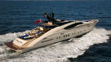 Yacht AK Royalty 135 | Yachts