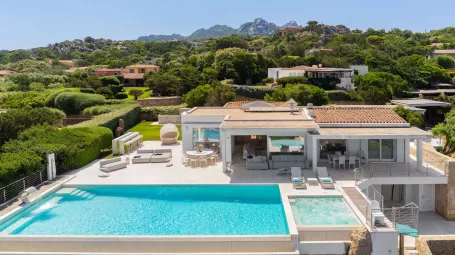 Villa Nia | Sardinia
