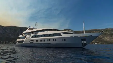 Yacht Serenity 237 | Yachts