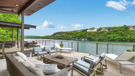 Villa Viona | Austin