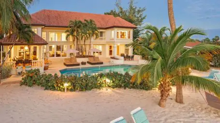 Villa Coconut Walk | Cayman Islands