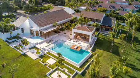 Villa Le Blanc | Casa De Campo