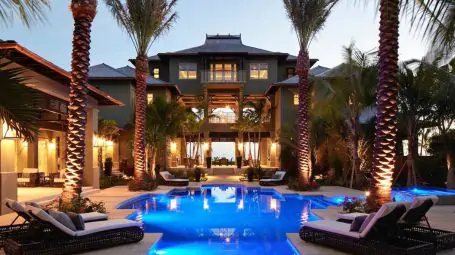 Illawarra House Albany | Bahamas