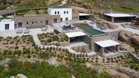 Rocky Estate | Mykonos