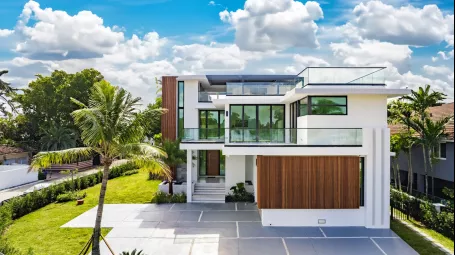 Villa Rosalina | Miami